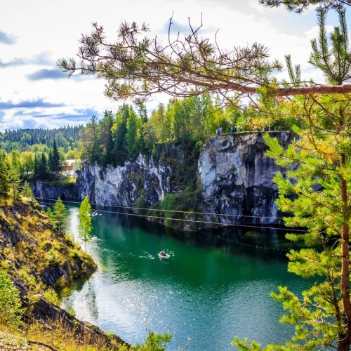 Путешествие из Петербурга в Рускеалу на Ласточке и ретропоезде (лайт)