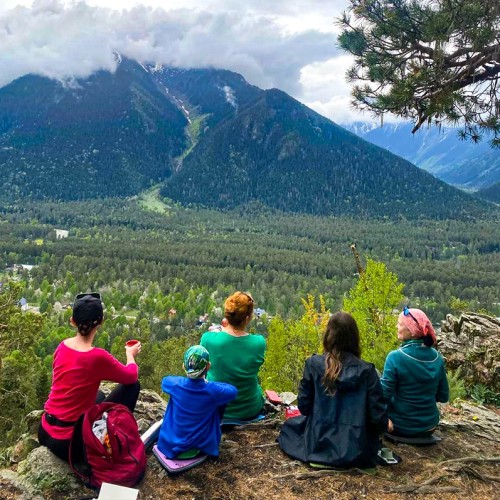 Весенний Архыз: треккинг налегке с проживанием в гостинице