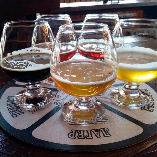 В Псков, Изборск и Печоры на внедорожнике: поездка только для вашей компании