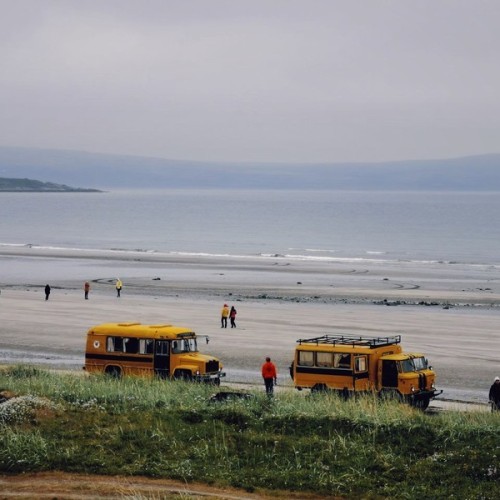 Заповедная территория: к океану на гигантской машине с проживанием в кемпинге