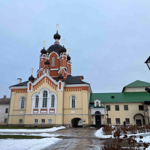 Тихвин сквозь века