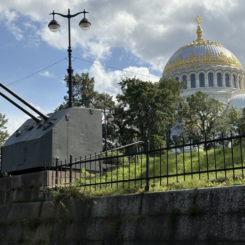 Кронштадт и Остров Фортов: путешествие из Петербурга