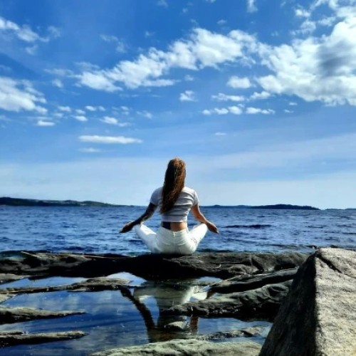 Аромат леса и сила воды: перезагрузка в Карелии с проживанием в глэмпинге