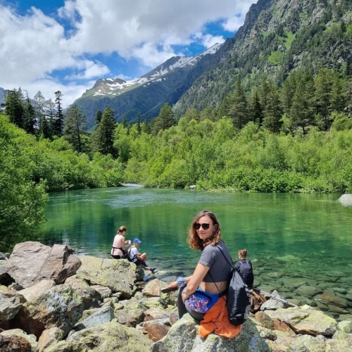 А давай в Домбай? Треккинг без рюкзаков