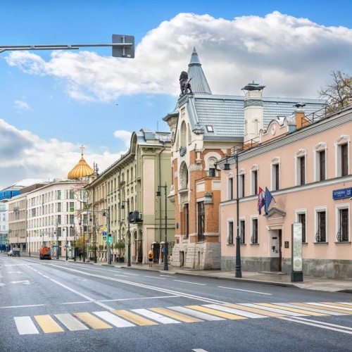 В поисках модерна — между Пречистенкой и Арбатом