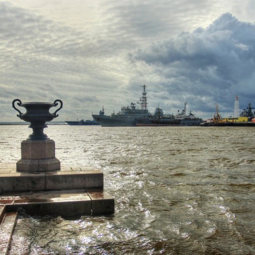 Кронштадт — война и мир