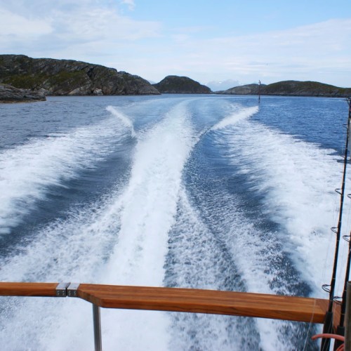 Ладожские шхеры на катере и горный парк «Рускеала» — из Петербурга