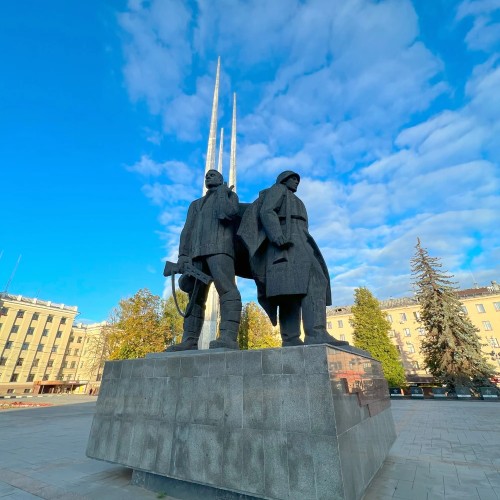 По центральной улице Тулы