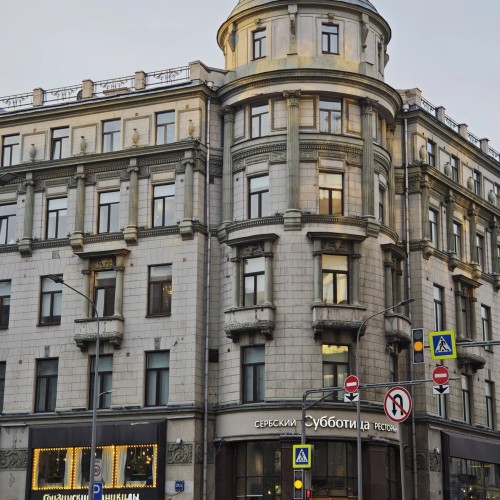 Маленькая Франция в сердце Москвы