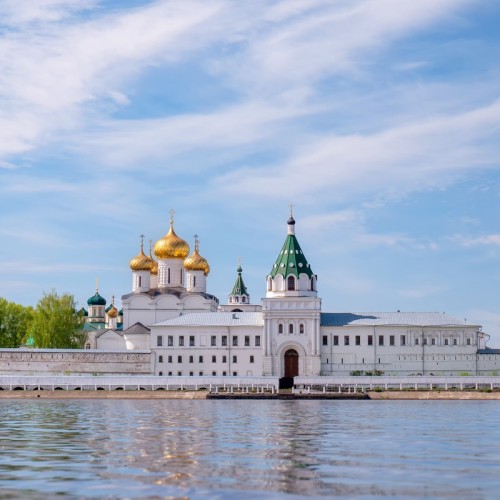 Из Ярославля в Кострому