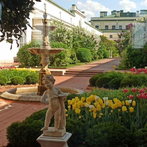 Жизнь во дворце и мир искусства: обзорная экскурсия по Эрмитажу