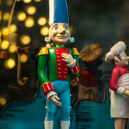 Рыцари, коты, слоны и та самая чайка: иммерсивная прогулка в наушниках