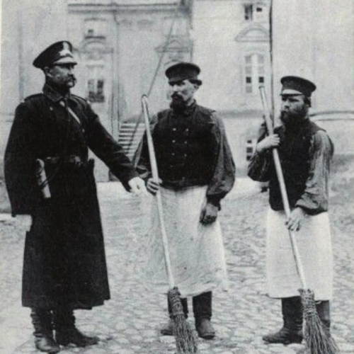 Бытовая жизнь без прикрас: где и как жили петербуржцы