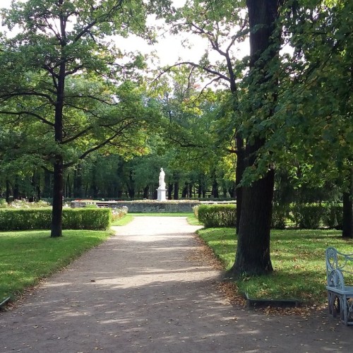 Императорские резиденции Петербурга: дворцово-парковый ансамбль в Павловске