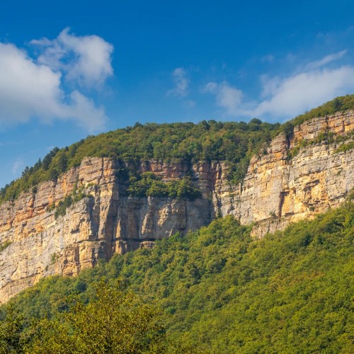 Орлиная полка, Курджипс, ущелье Гуамки и термальные источники