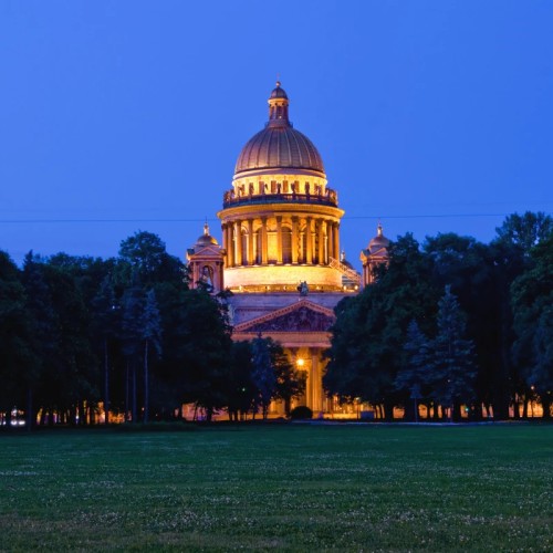 Огни вечернего Петербурга