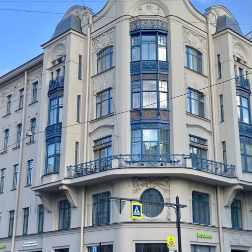 Самые необычные дома Петербурга