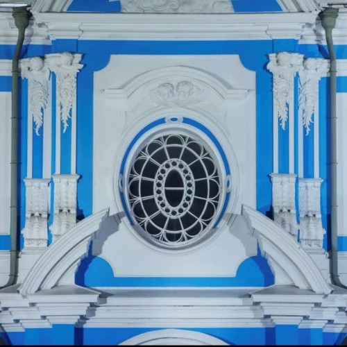 Александро-Невская лавра и Смольный собор — архитектурные жемчужины Петербурга