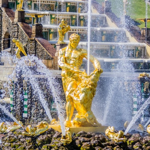 Экскурсия в Петергоф с посещением Большого дворца (билеты включены)