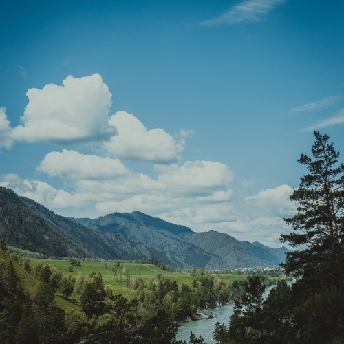 Алтай по максимуму: горные перевалы, прогулка по Телецкому озеру и высадка на Марсе