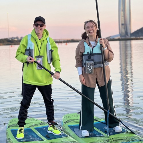Закат на сапбордах на Лахтинском Разливе в Петербурге