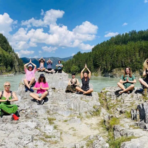 Возрождающая сила Алтая: ретрит-тур в женской компании