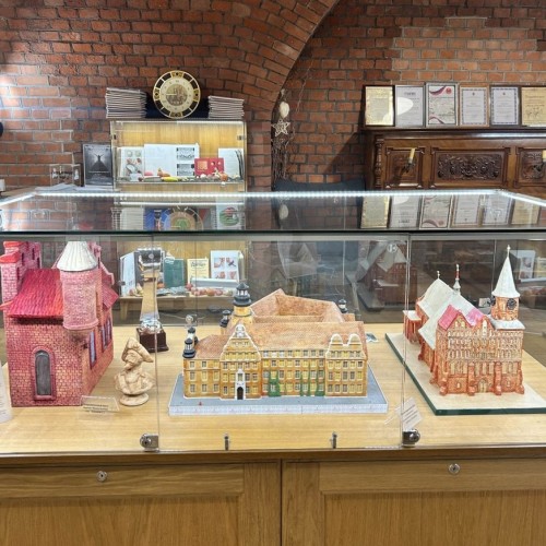 Калининград, балтийские курорты, малые города: индивидуально по главным локациям