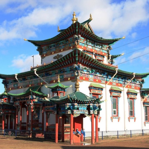 От бурятских святынь до сибирского Парижа: путешествие в мини-группе к Байкалу