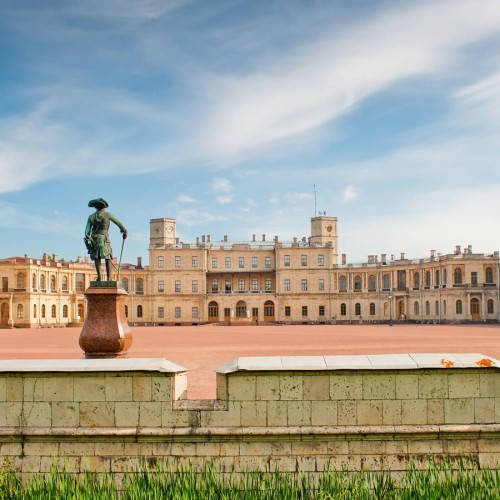 Пушкин, Павловск и Гатчина — знаменитые пригороды Петербурга
