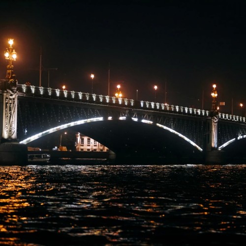 Индивидуальная прогулка на развод мостов!