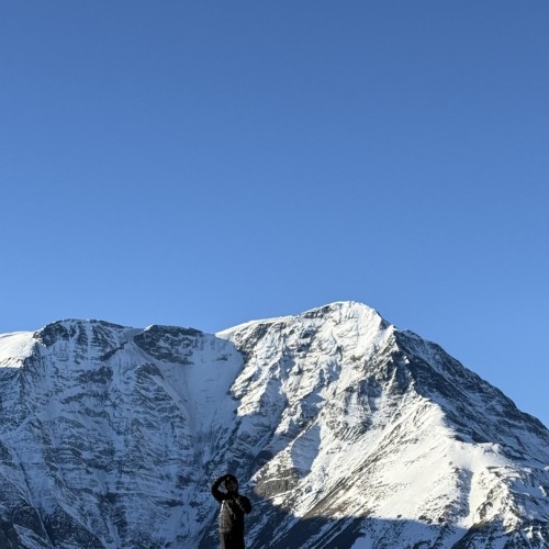 Смотреть на звёзды и трогать облака: восхождение на Ярыдаг с фотосъёмкой (мини-группа)