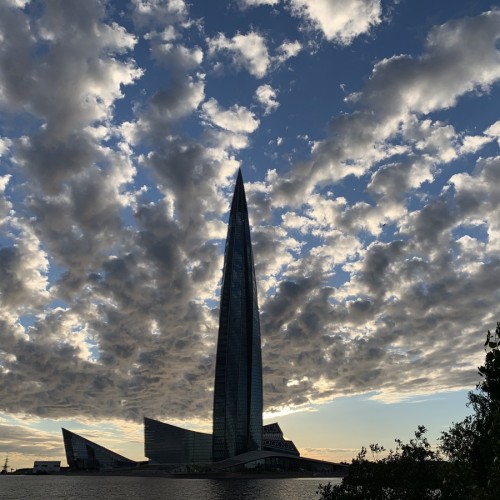 «Лахта-центр» и Кронштадт — из Петербурга