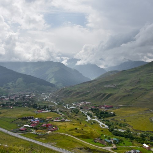 6 ущелий Северной Осетии и столица Алании