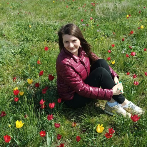 Цветущие тюльпаны и буддийские святыни: из Волгограда в Элисту