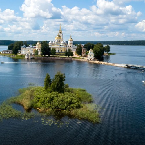 Когда вода, огонь и травы пропитаны магией: праздник Ивана Купала на Селигере