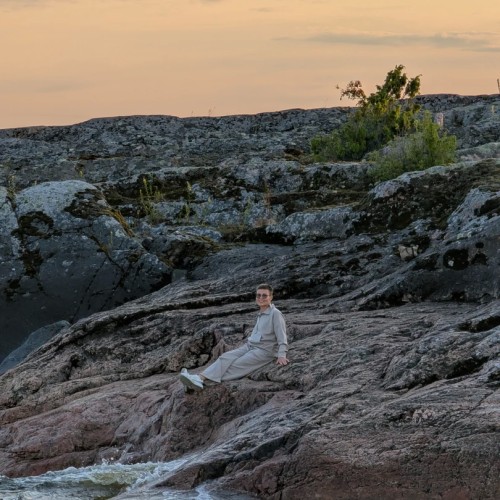 Популярная Карелия: топовые места и отдых в глэмпинге на берегу Ладоги