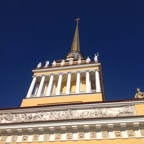 От Исаакия до Дворцовой: архитектура площадей Петербурга