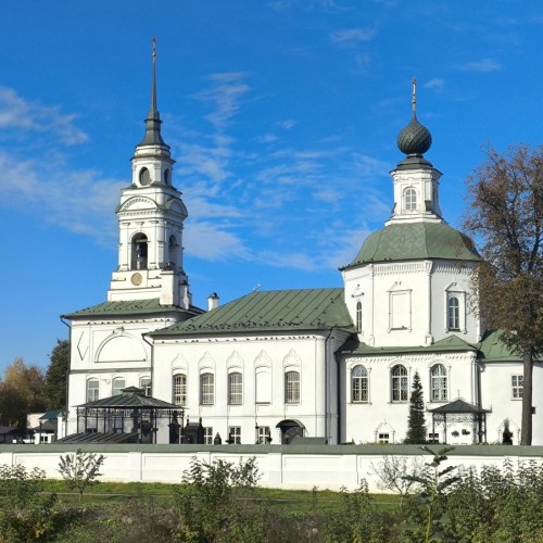 На катере — по следам императорской иконы в Костроме