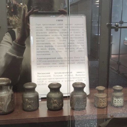 Сытная экскурсия по старейшему рынку Петербурга — с пирожками и чаепитием