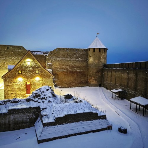 Из Петербурга — в приграничный Ивангород и его окрестности