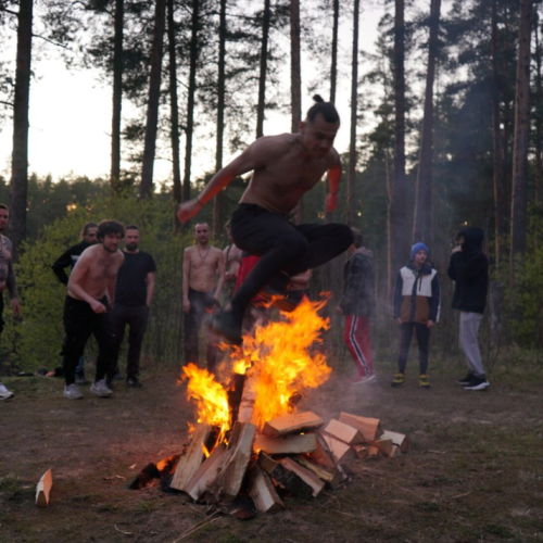 Мужской ретрит: перезагрузка в кругу единомышленников с практиками, тренировками и баней