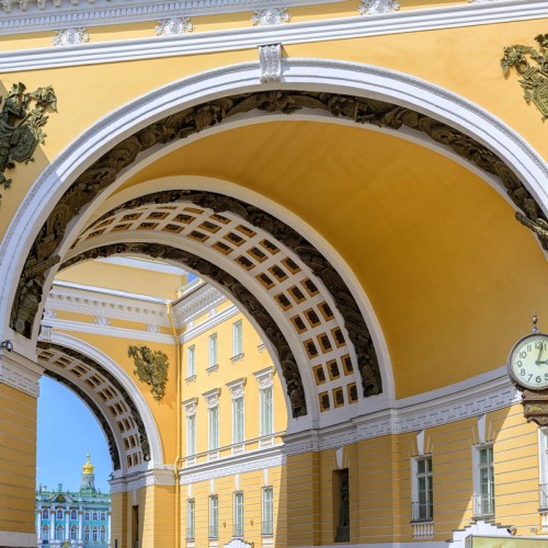 Фейк или Факт: 12 невероятных историй Петербурга