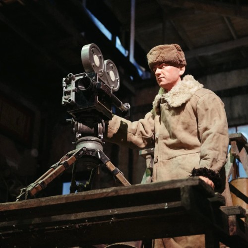 Пропавшие в кинохронике: экскурсия по иммерсивной инсталляции «Ленфильма»