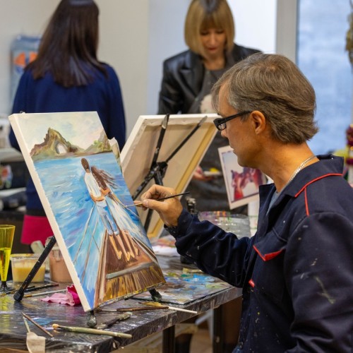 Акриловый мастер-класс для взрослых и детей в Петербурге