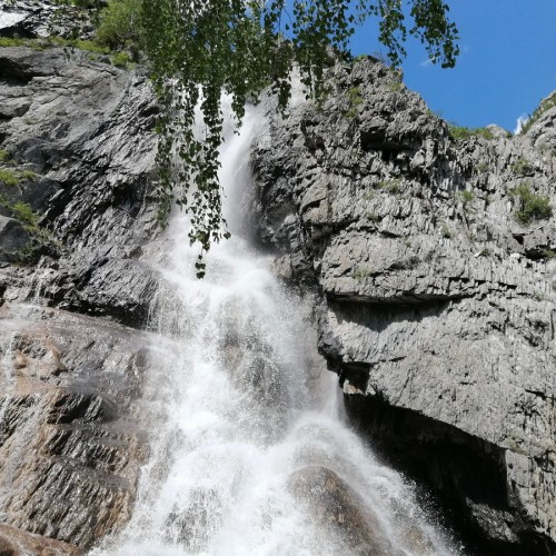 К Гейзерному озеру через «Красные ворота» (из Горно-Алтайска)