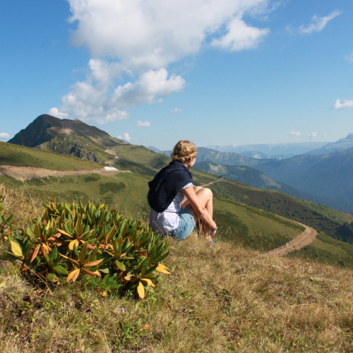 Джип-тур в горах Красной Поляны: 2 походных дня с палатками и рюкзаками, экскурсии и «Роза Хутор»