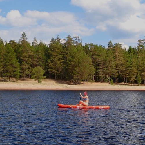 На сапах по Карелии с комфортом: озёра, солнце, релакс и пляжи