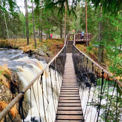 Из Петербурга — в Рускеалу, сердце Южной Карелии
