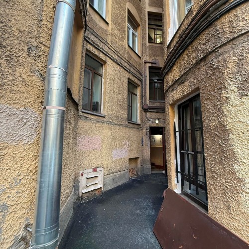 Путешествие по проходным дворам Санкт-Петербурга