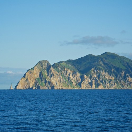 Путешествие от Сахалина до Итурупа: вулканы, горячие источники и океанские просторы